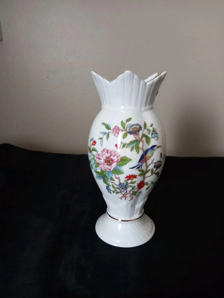 Aynsley China Vase's - Image 1