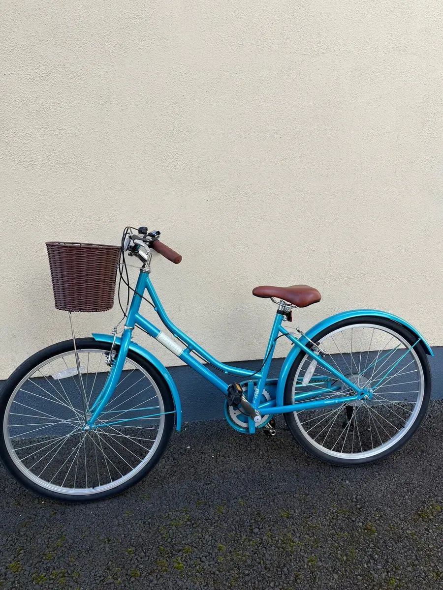 Ladies bike with basket - Image 4