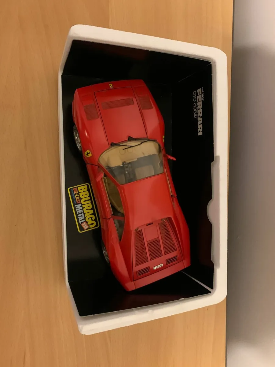 1984 Ferrari GTO 1/18 Burago Model Car - Image 3
