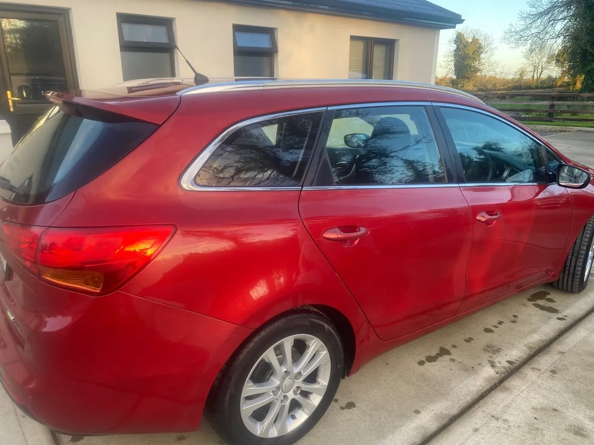 🚗…2012 KIA CEED ESTATE 1.6 CRDI - Image 2