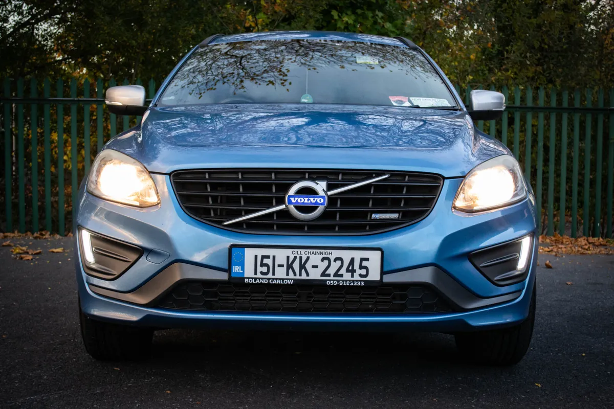 2015 Volvo XC60 2.0 R-design D4 Low Mileage* 181HP - Image 2