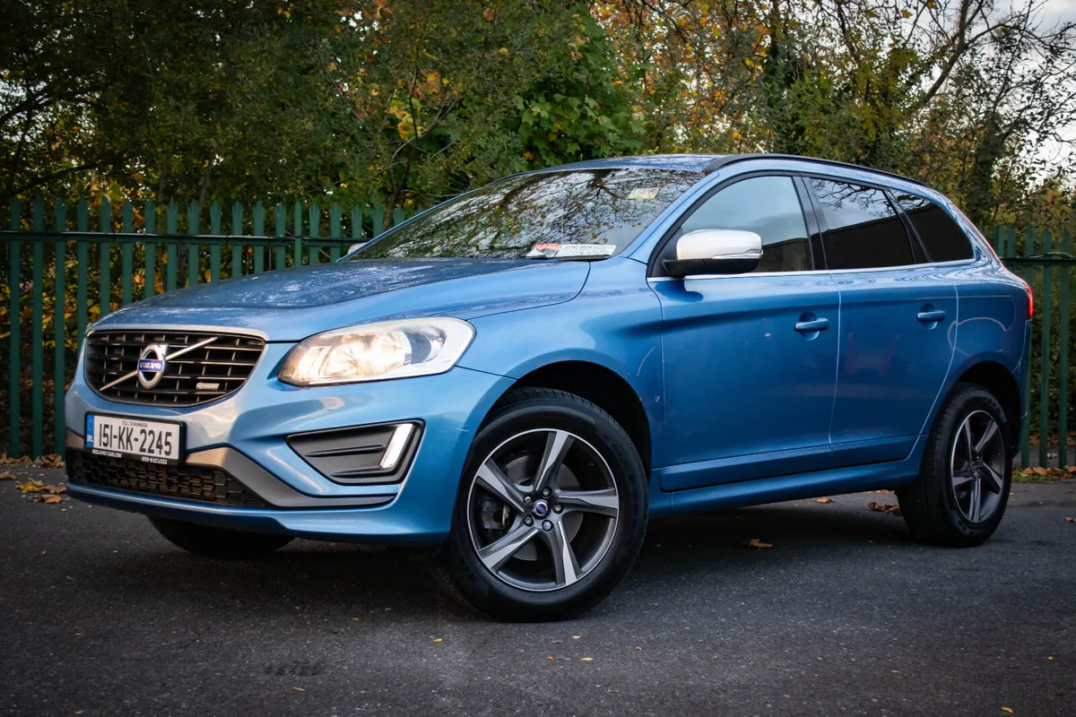 2015 Volvo XC60 2.0 R-design D4 Low Mileage* 181HP - Image 4
