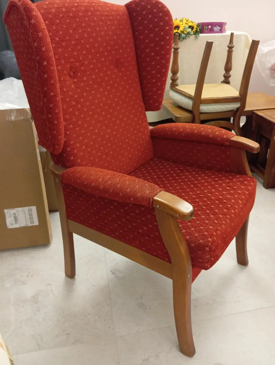 Armchair - Image 2