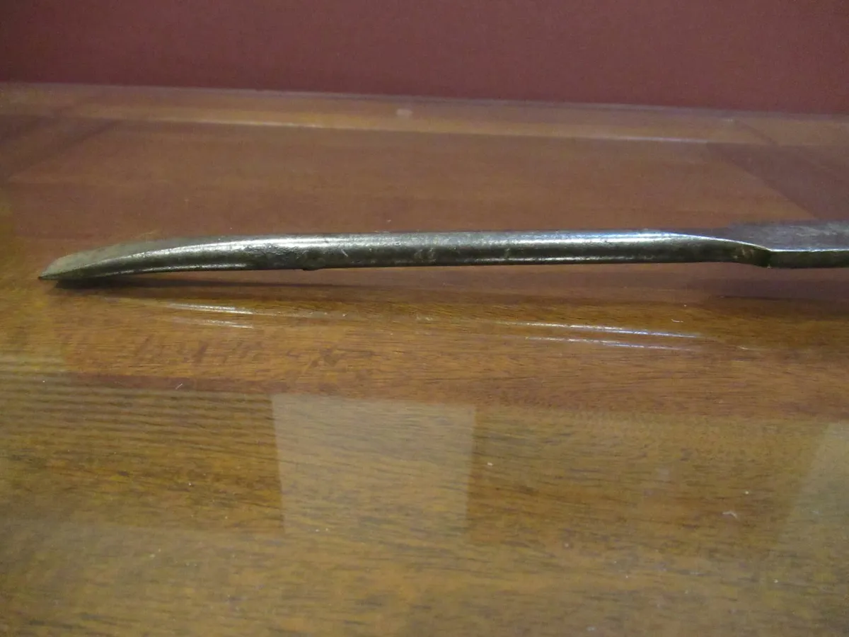 antique vintage tools paring chisel Guinness pub - Image 2