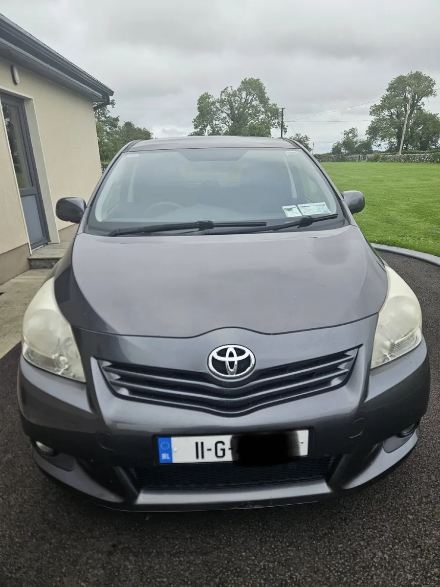 Toyota Verso 2011 - Image 1