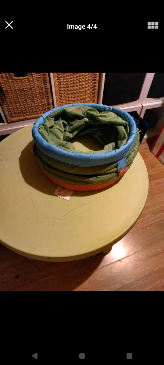 Kids IKEA table and Tunnel - Image 4
