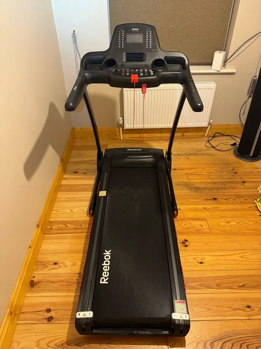 Reebok GT40S Treadmill – Excellent Condition - Image 1