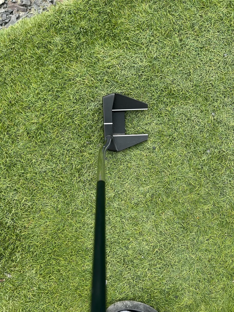 Odyssey Toulon Putter - Image 1