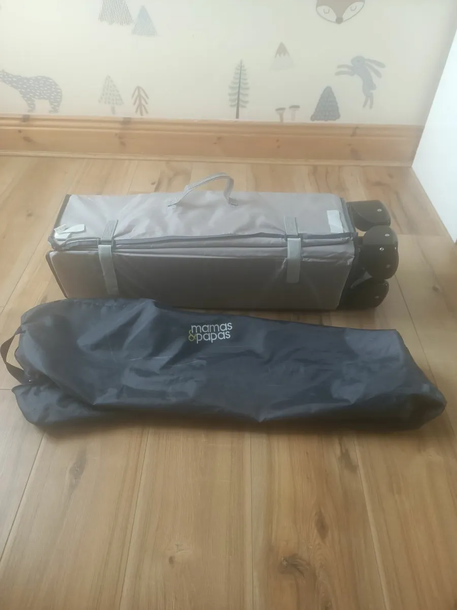 Travel cot - Image 3