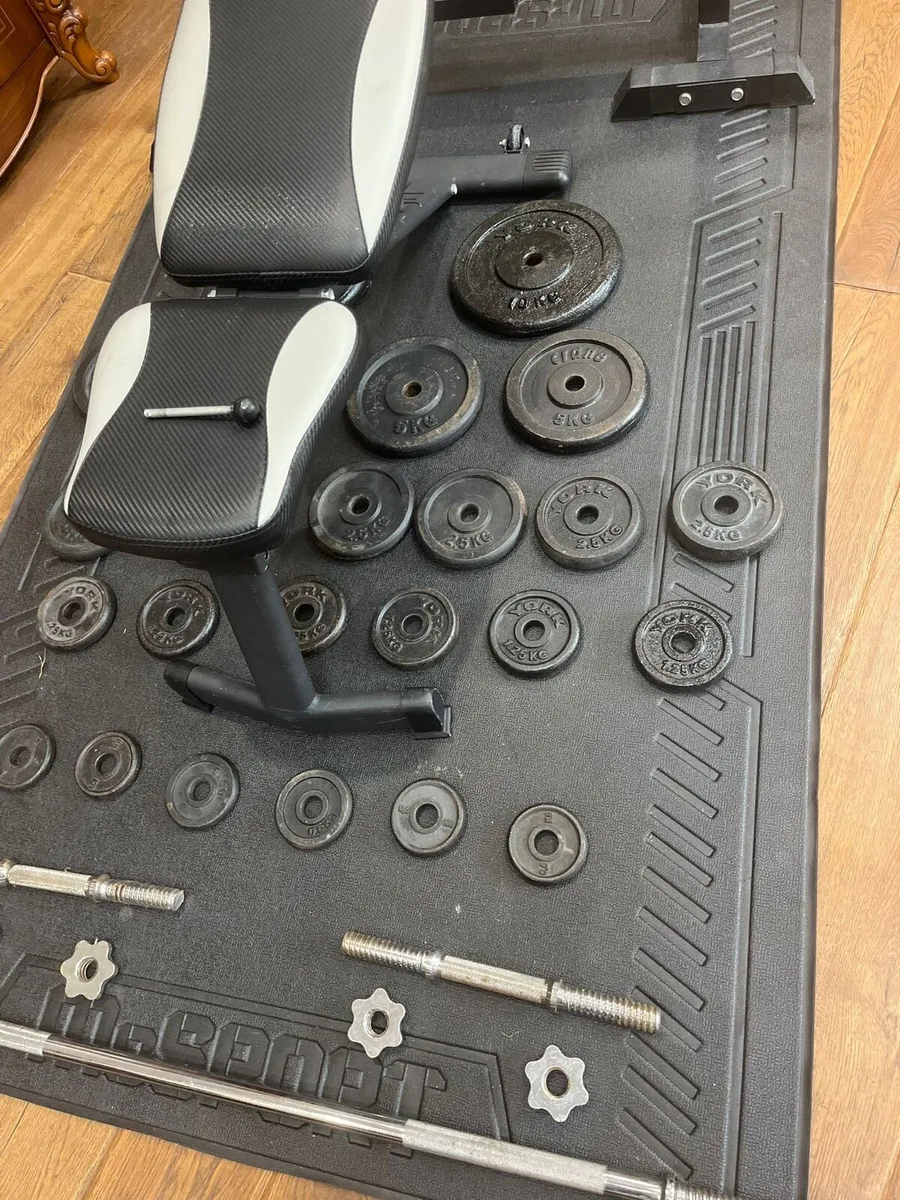 Rack bench barbell dumbbells and weights - Image 2