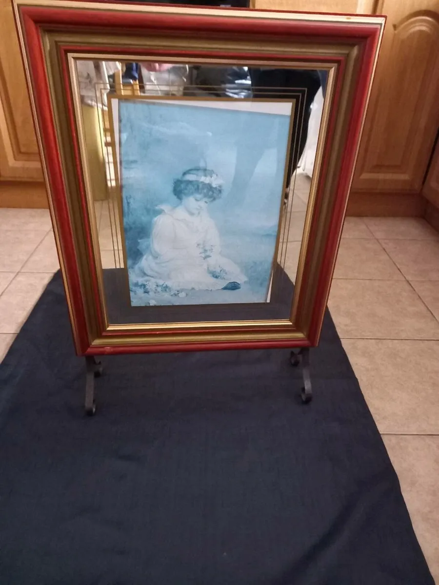 Old Type Firescreen - Image 1