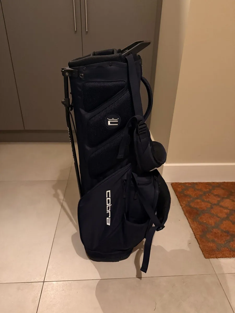 Golf bag *brand new *  cobra x bmw collab - Image 4
