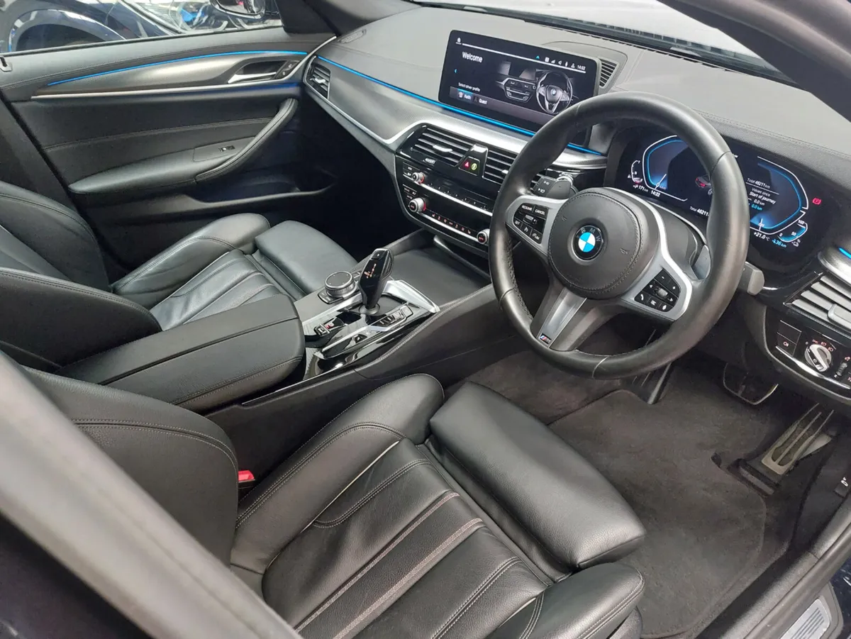 212 530E MSPORT PRO (CRAZY LOW MILES 28K) - Image 4