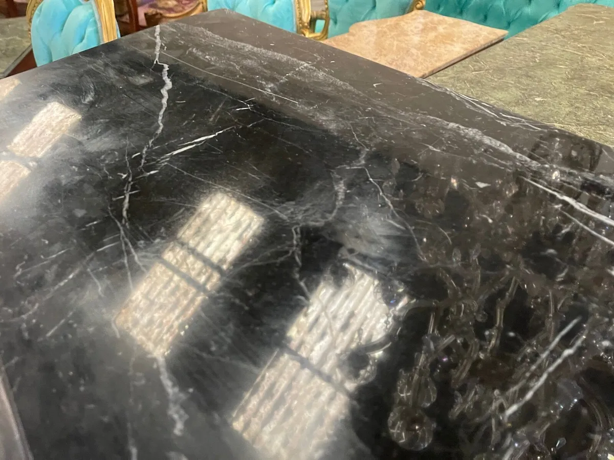 Inlaid large double door cabinet with black marble - Image 4