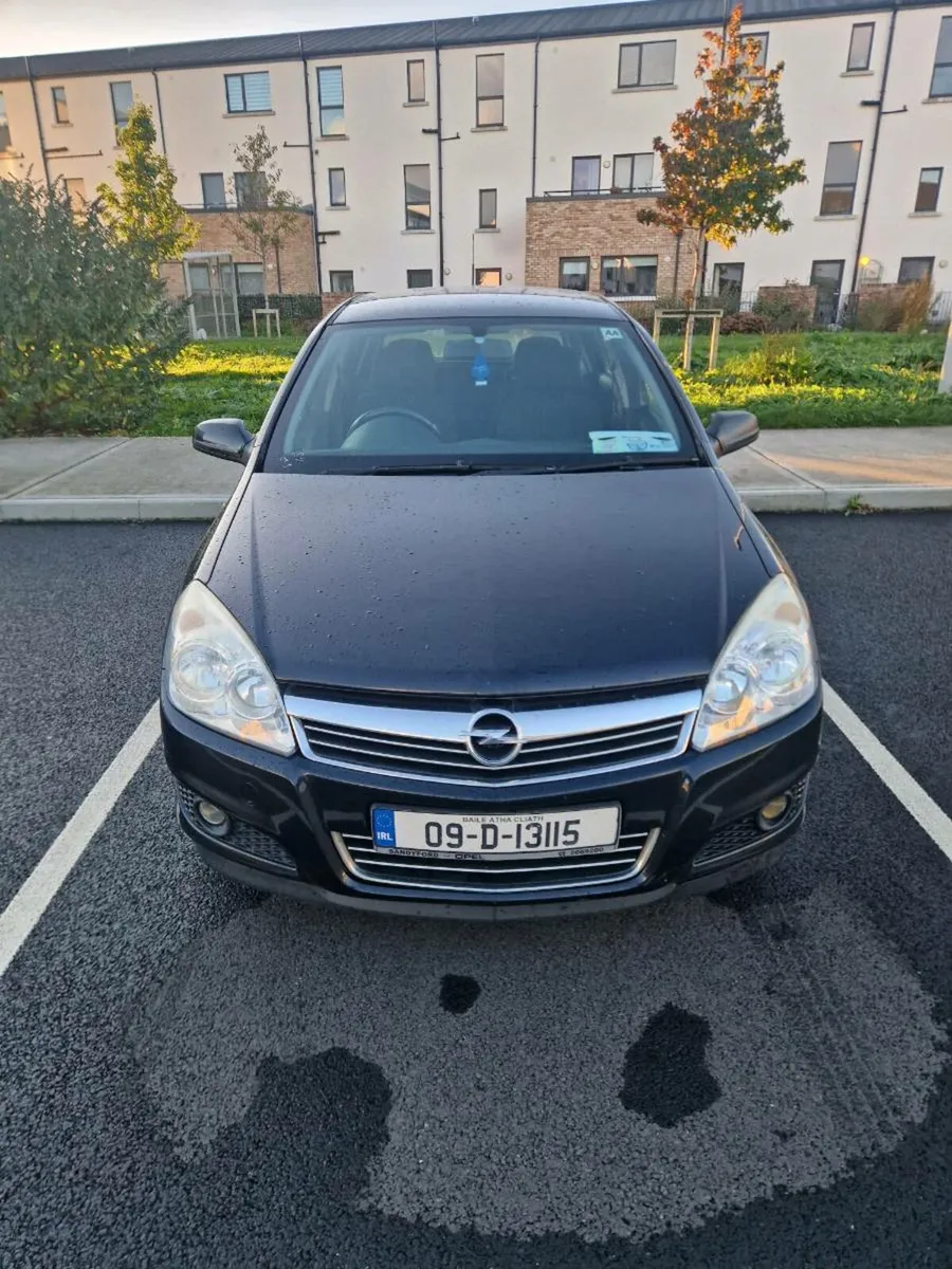 Opel astra 1.4 nct 07/26 tax 11/25 - Image 2