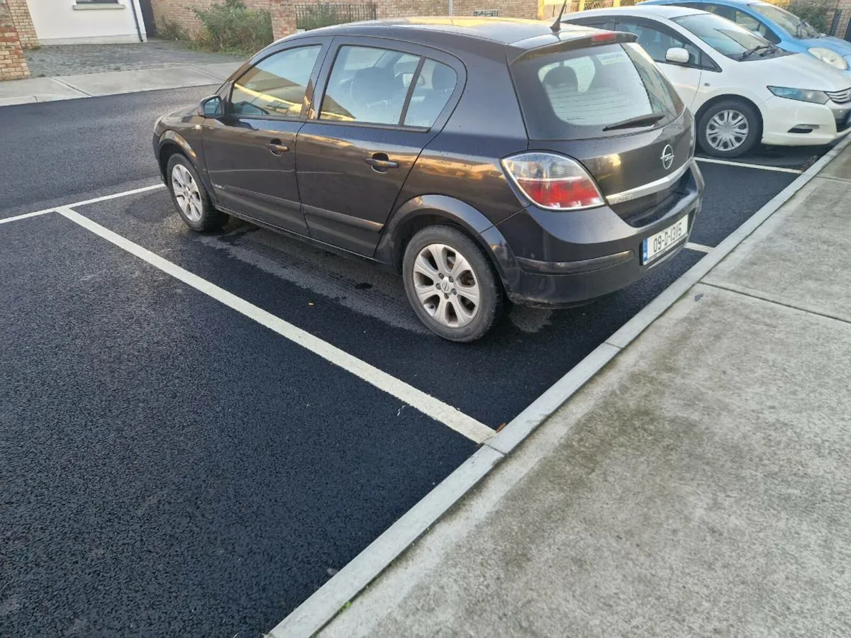 Opel astra 1.4 nct 07/26 tax 11/25 - Image 4