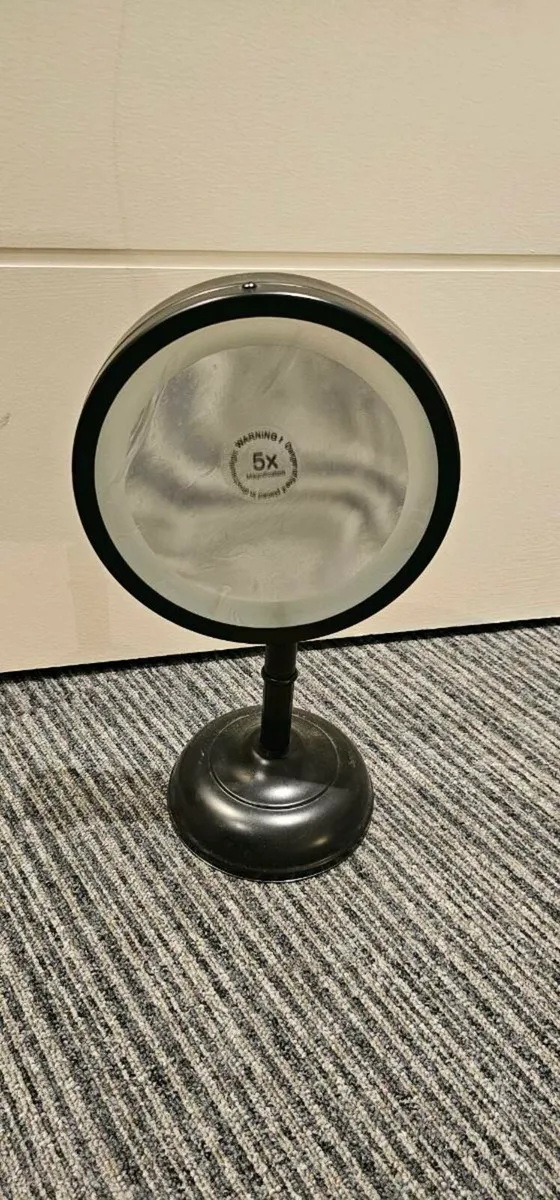 LED mirror - Image 1