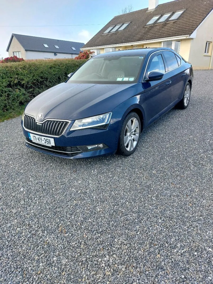 2017 Skoda Superb 2.0tdi - Image 3