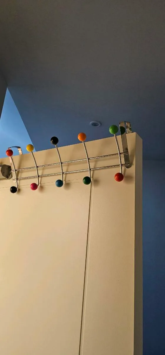 Coat over door hanger - Image 2