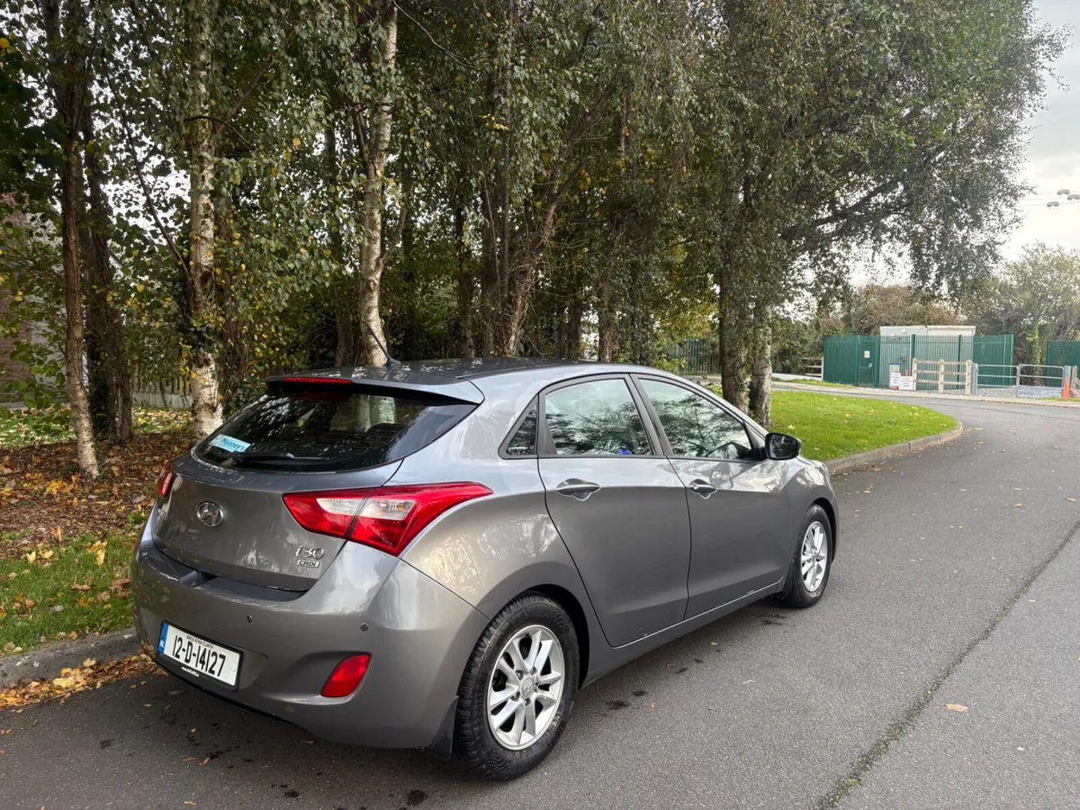 2012 Hyundai i30 1.4 crdi tax and nct immaculate - Image 3