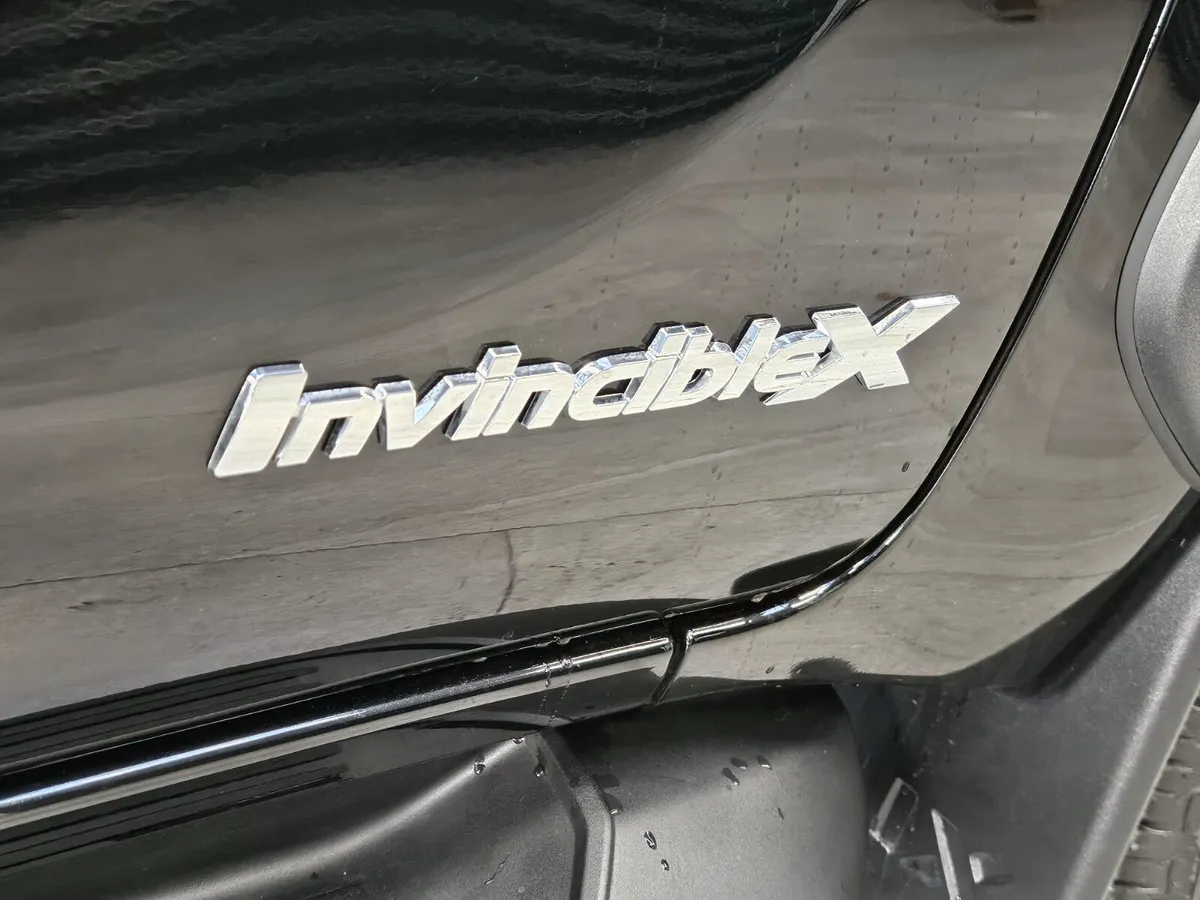 251 TOYOTA Hi-LUX INCINCIBLE X (DELIVERY MILEAGE) - Image 2