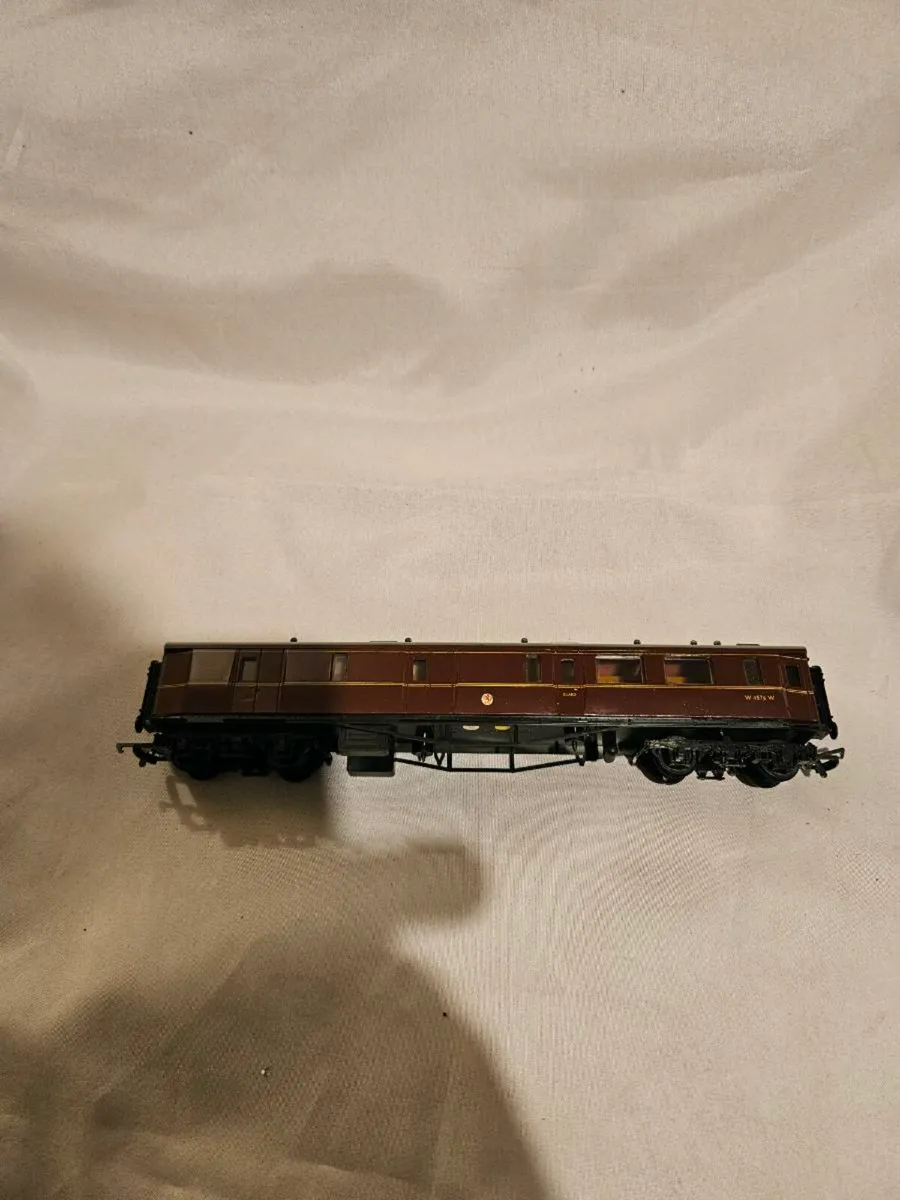 Hornby Lima OO Gauge Carraige
