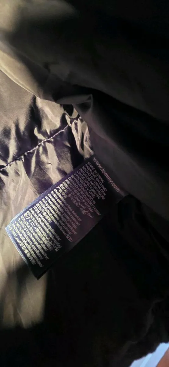 Tommy Hilfiger puffer jacket - Image 4