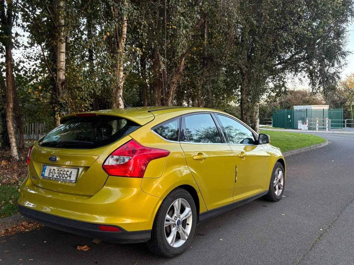 2011 Ford Focus 1.6 petrol low kms new nct - Image 3