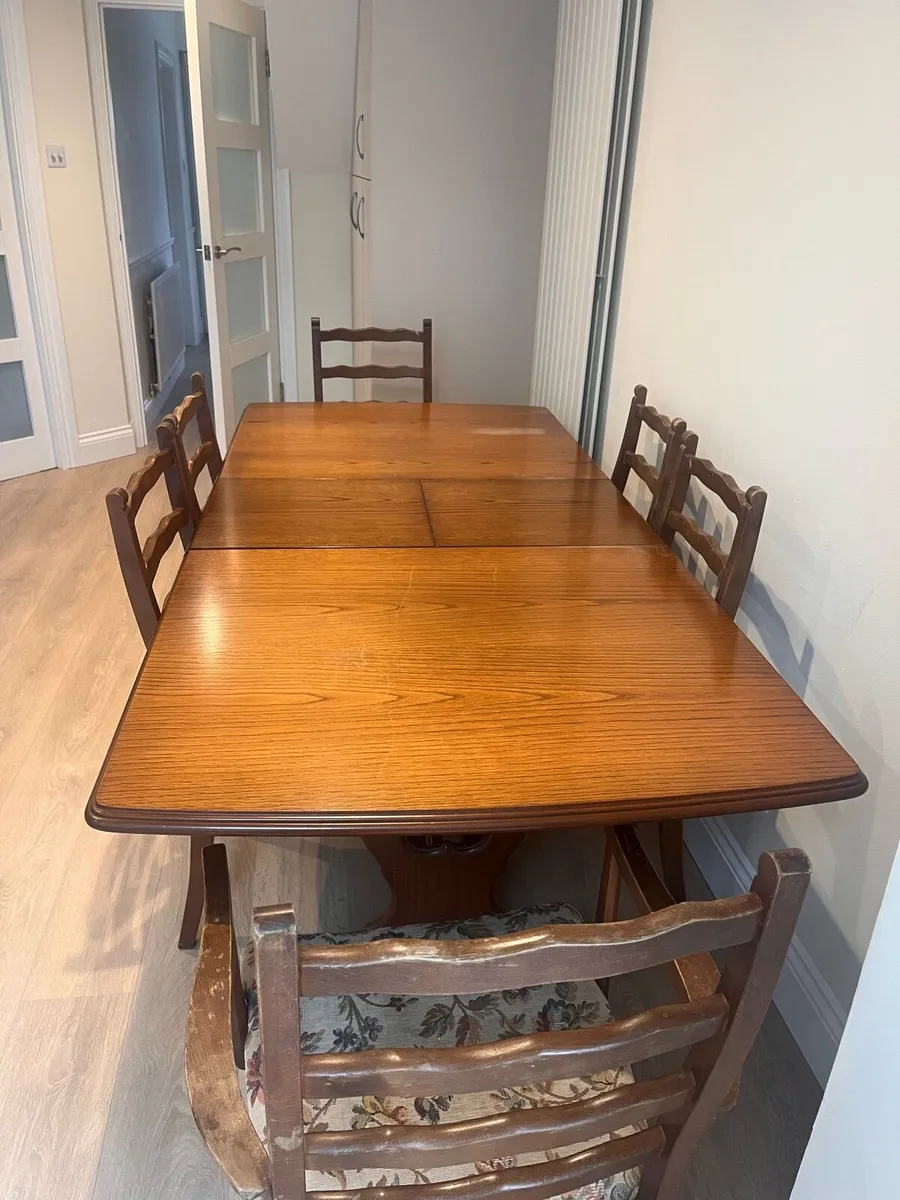 Rossmore dining table and 6 chairs - Image 3