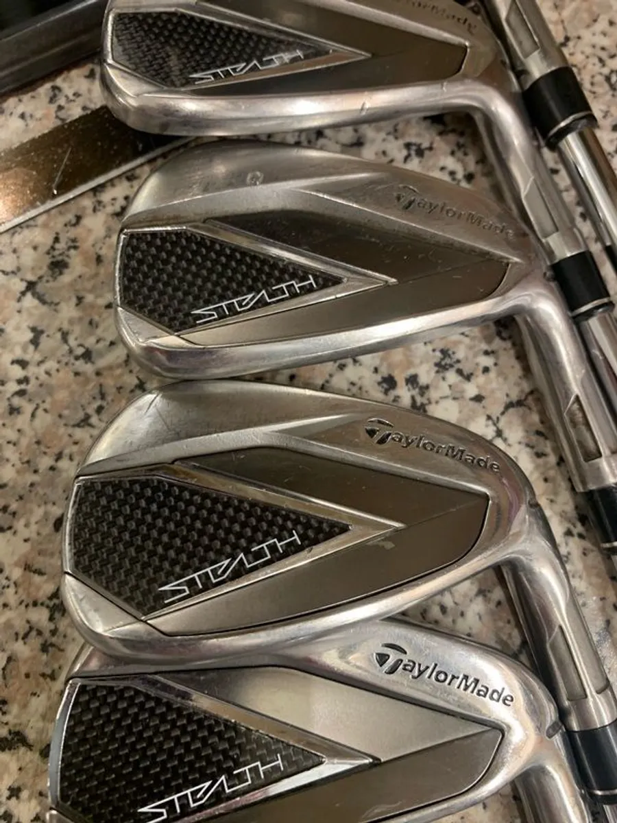 TaylorMade Stealth Irons 5-PW - Image 4