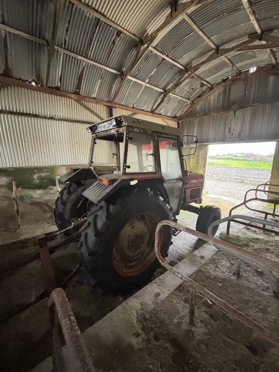Massey Ferguson 390 Tractor - Image 2