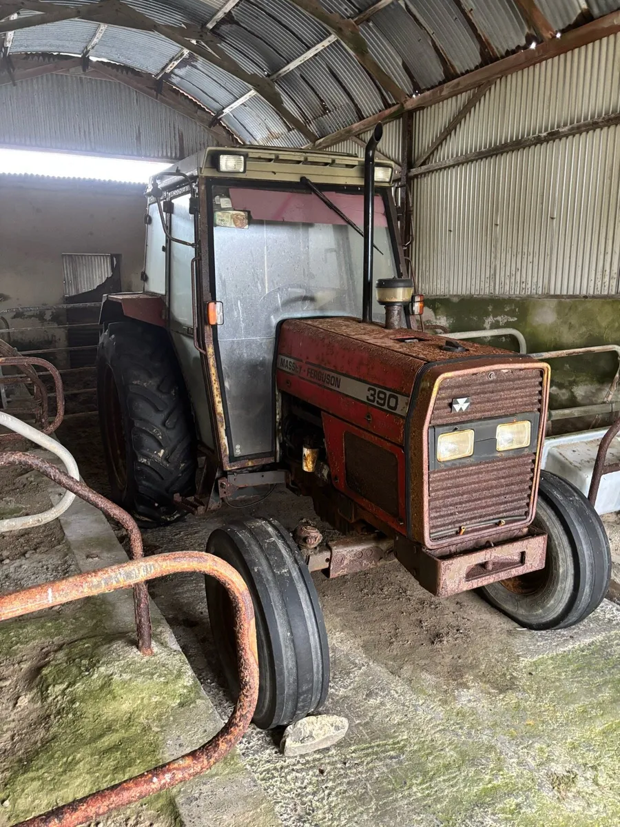 Massey Ferguson 390 Tractor - Image 1