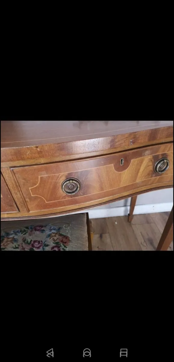 **CLEARANCE** - Stunning Console Table - Image 2