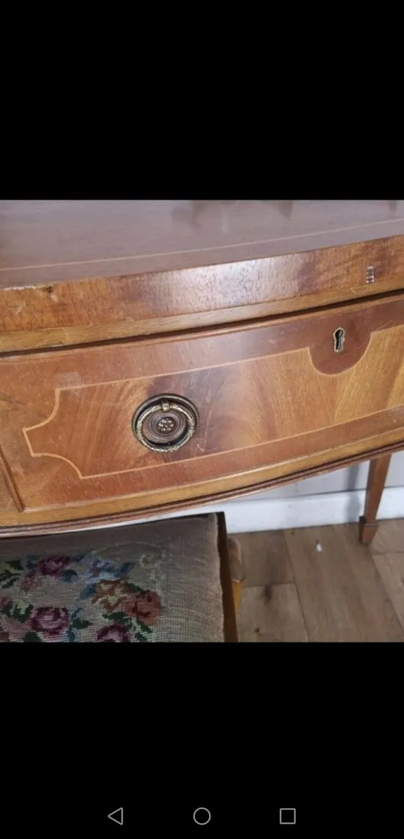 **CLEARANCE** - Stunning Console Table - Image 3