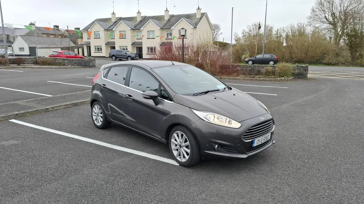 Ford Fiesta Titanium 1.5 TDCI - Image 1