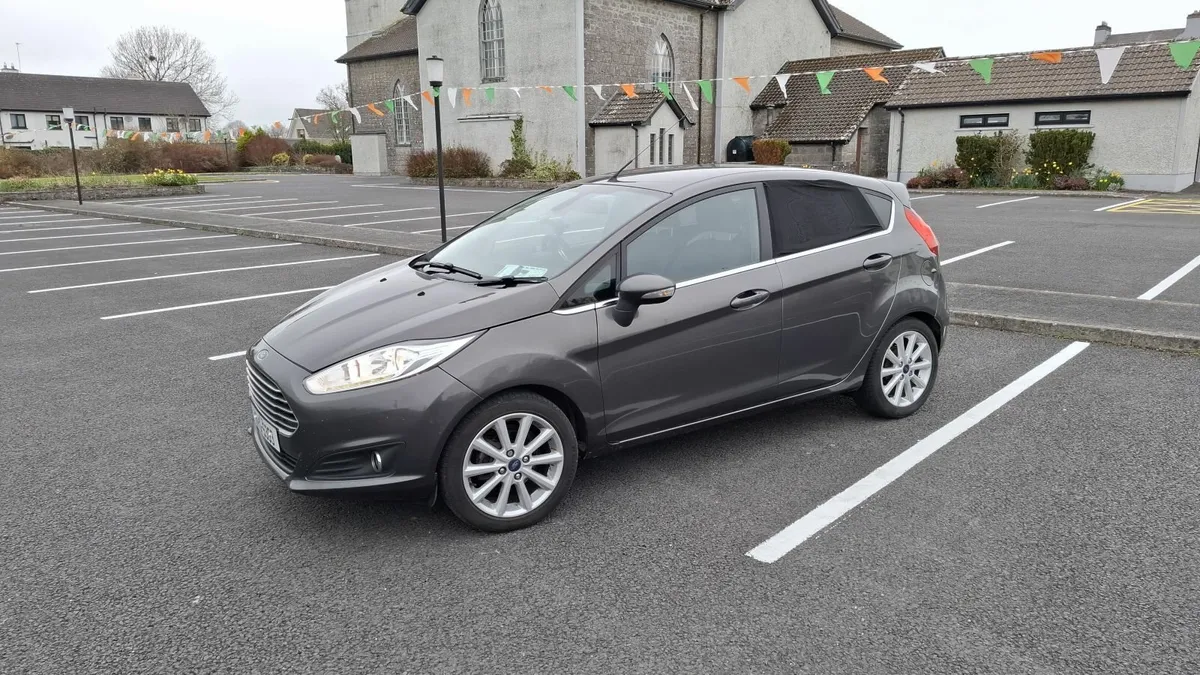 Ford Fiesta Titanium 1.5 TDCI - Image 2