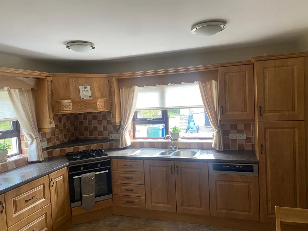 Pippy oak Kitchen - Image 3