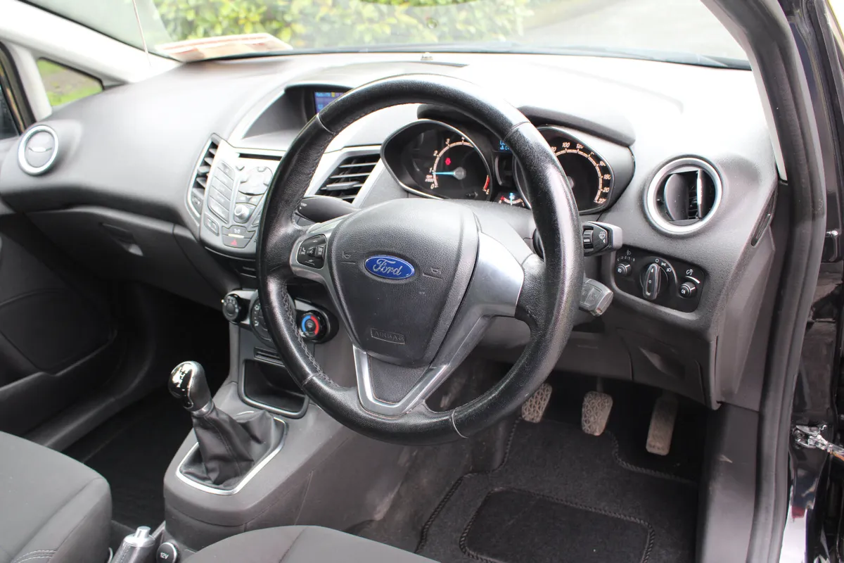 2012 FORD S-MAX TITANIUM 2.0 TDCI 140 bhp. 7 Seats