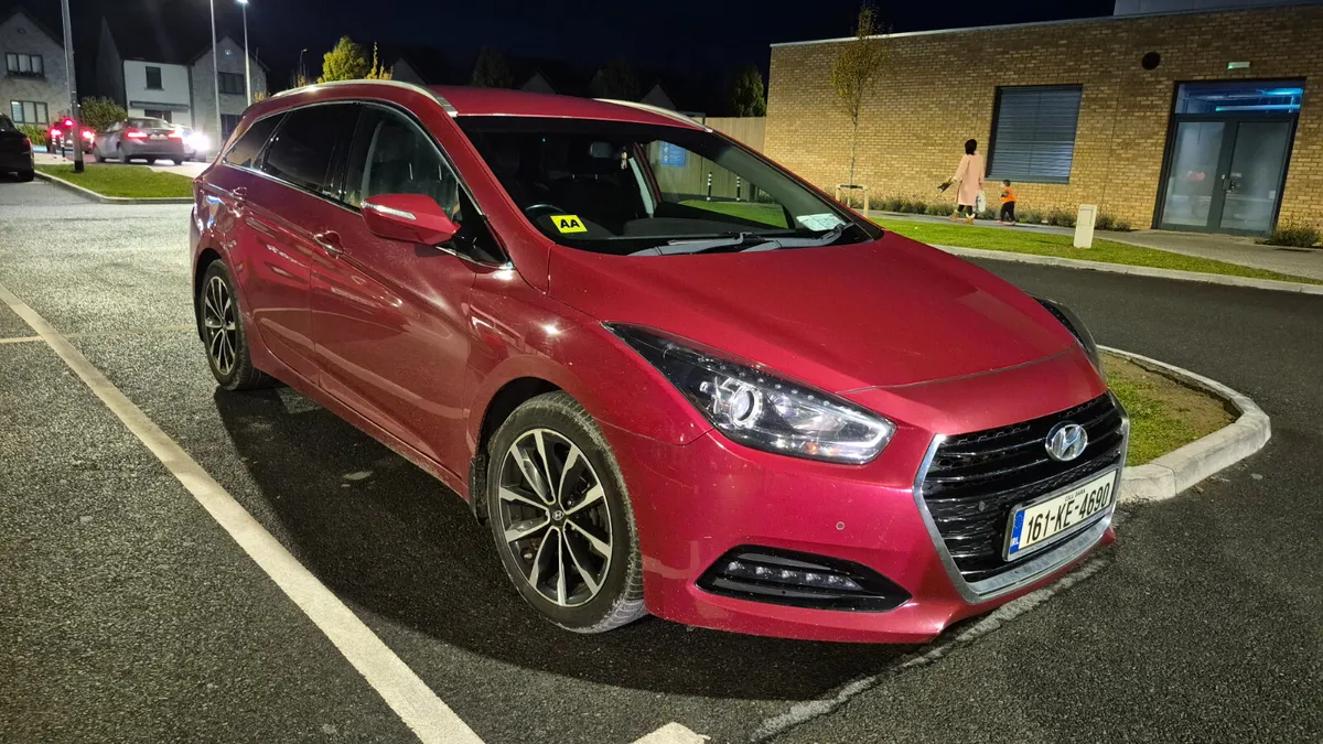 2016 Hyundai i40 1.7 Crdi Nct & Tax - Image 2