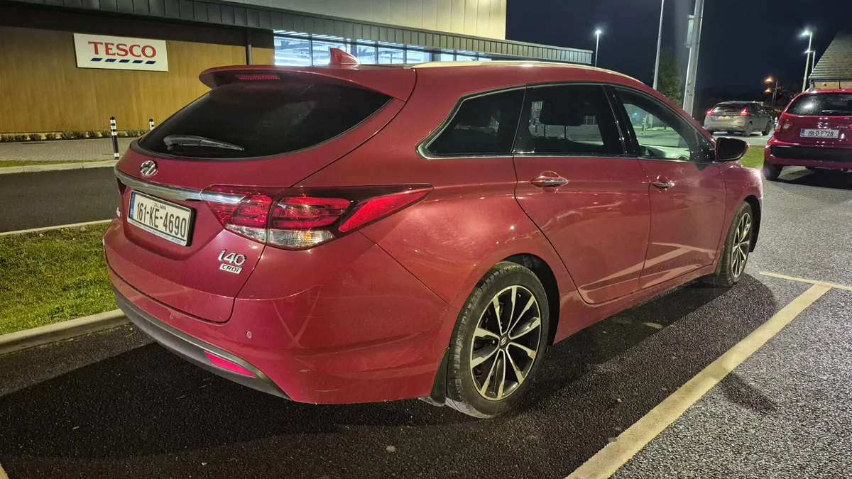 2016 Hyundai i40 1.7 Crdi Nct & Tax - Image 3