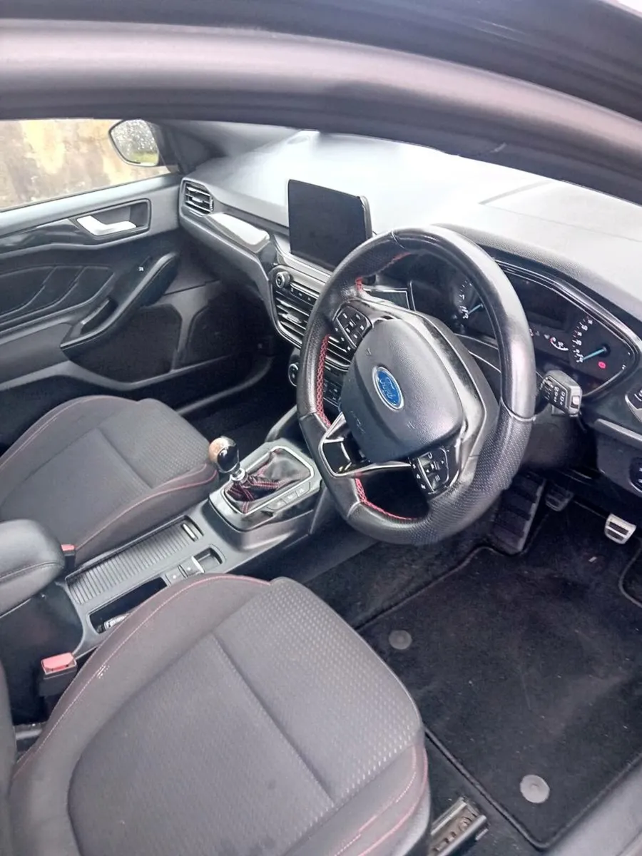 Ford Focus - Image 3