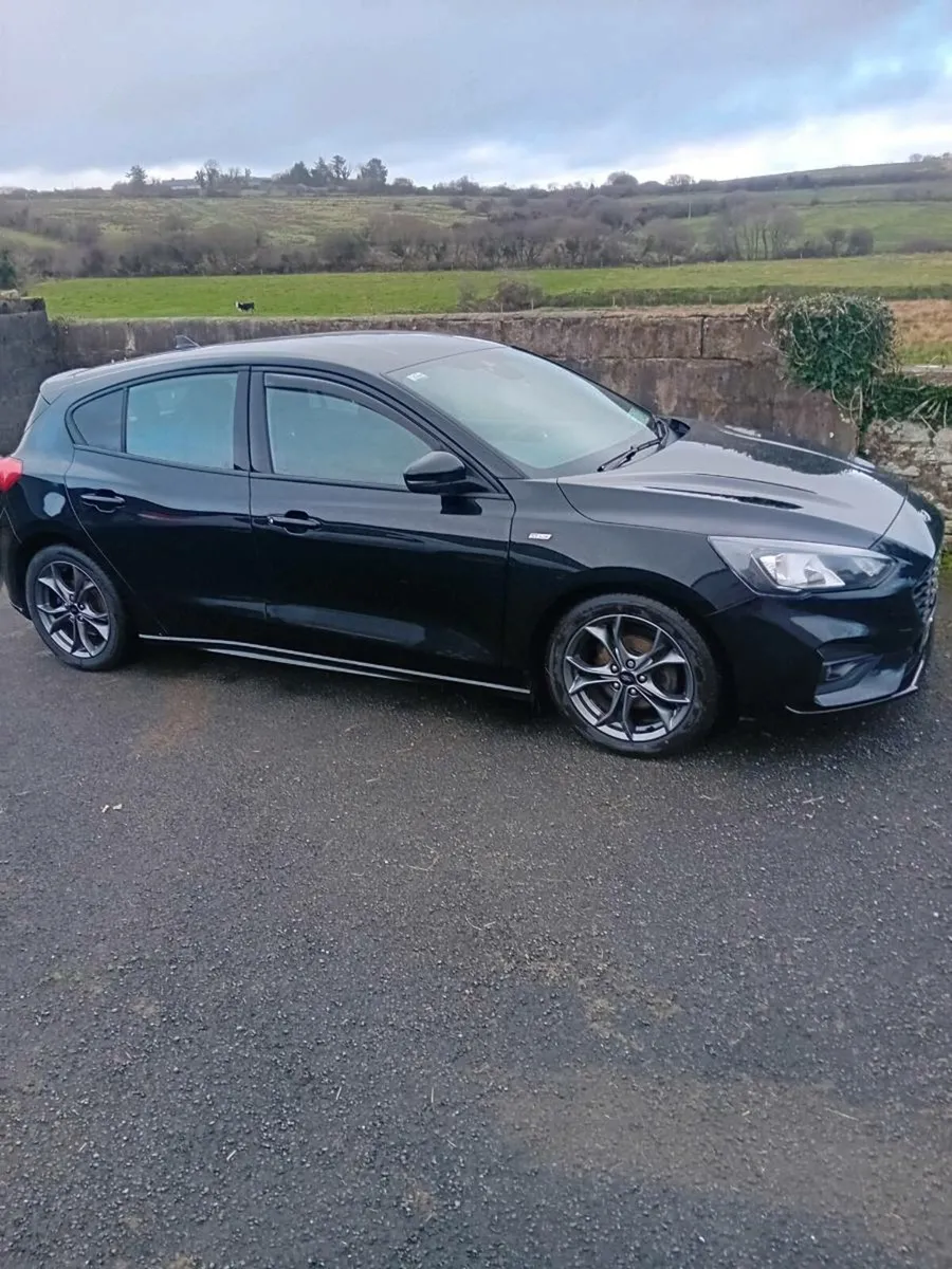 Ford Focus - Image 1