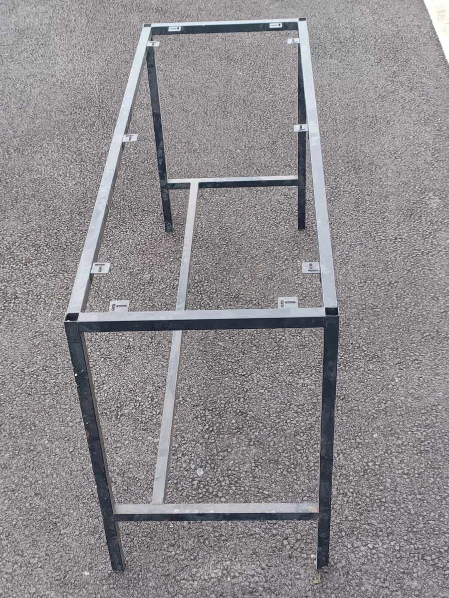 Metal table frames - Image 1