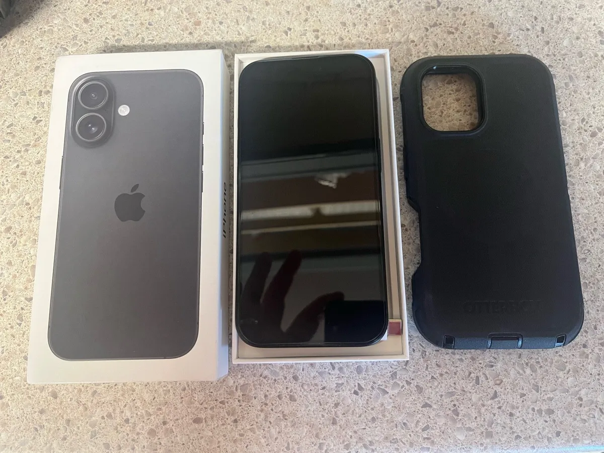 iPhone 16 - Image 2
