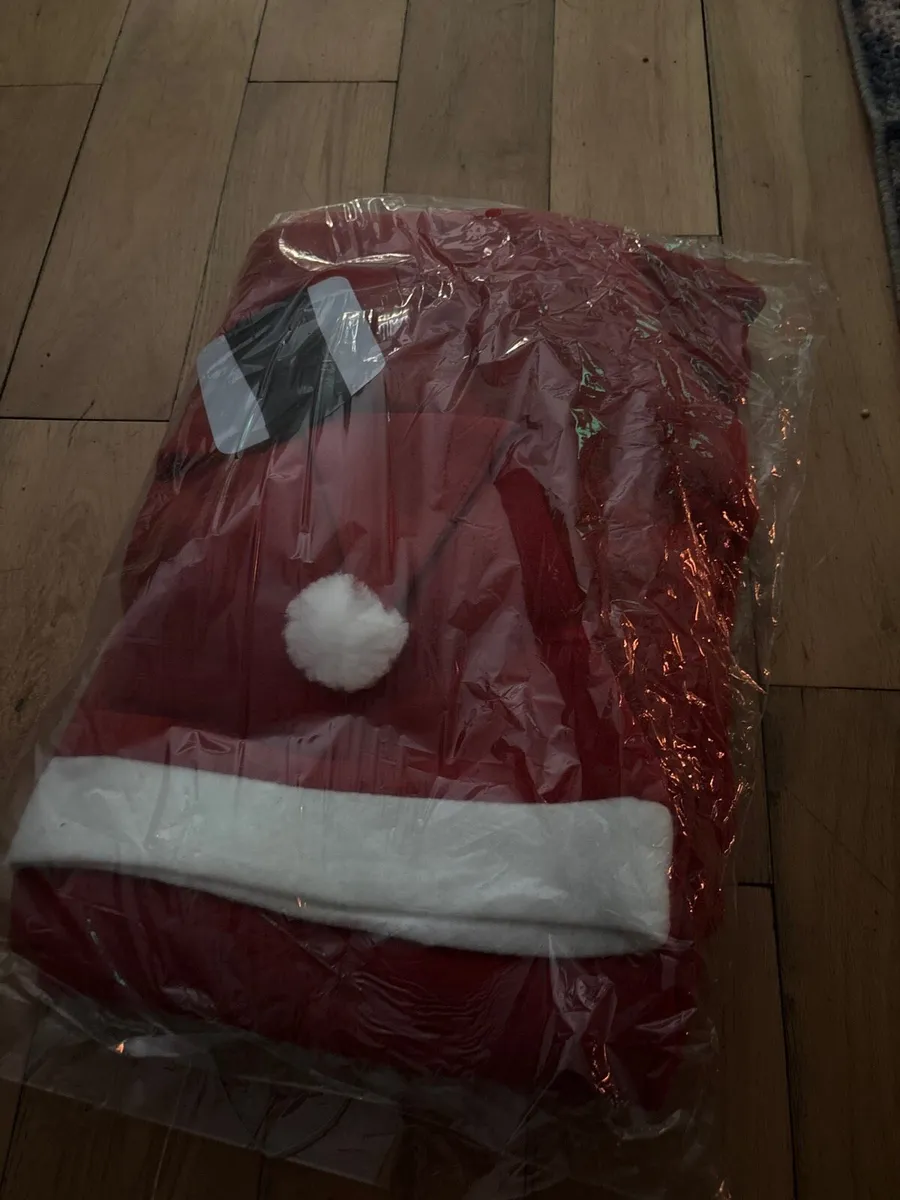 Santa suits - Image 2