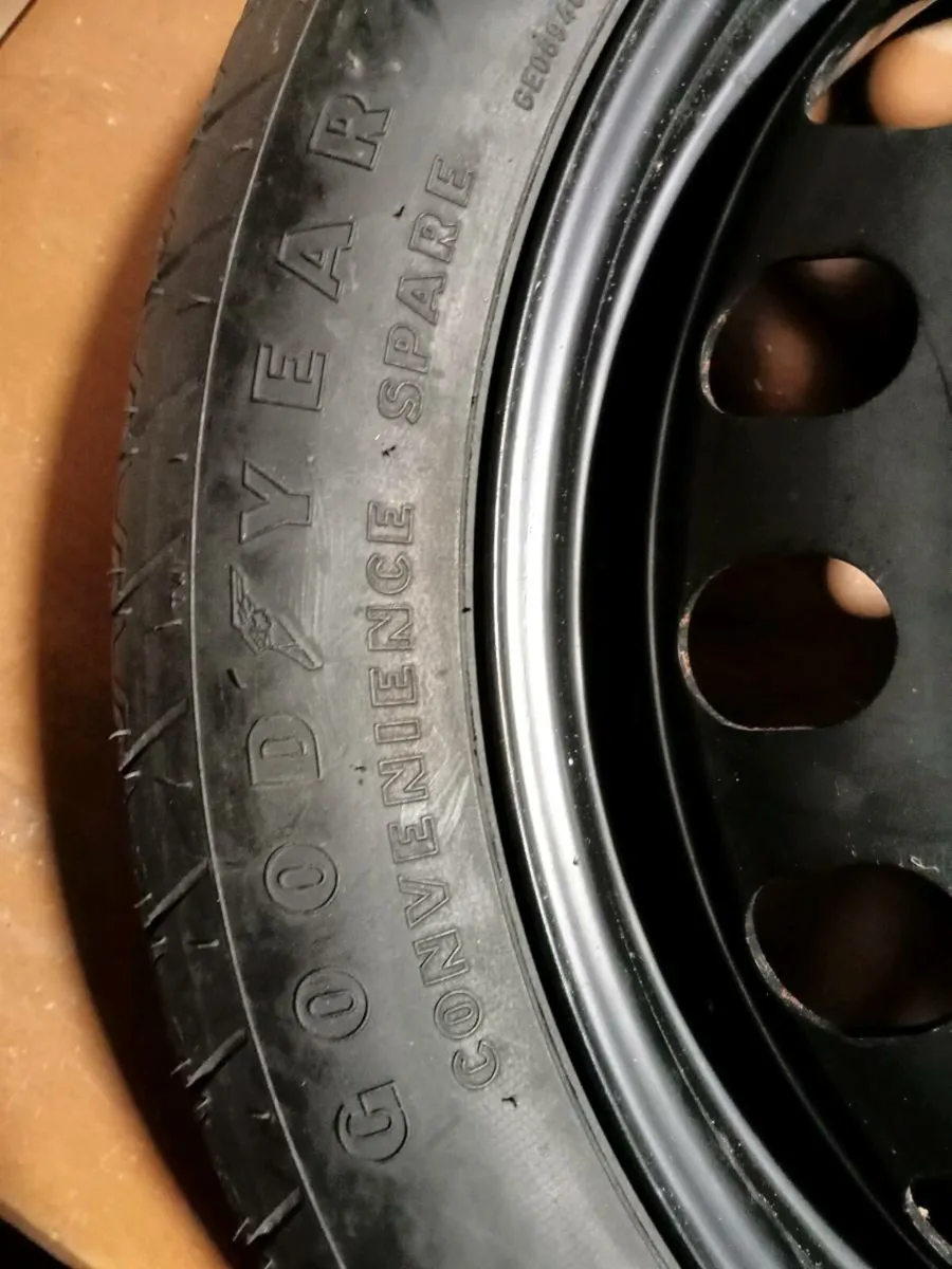 Tyre temporary R17 - Image 2
