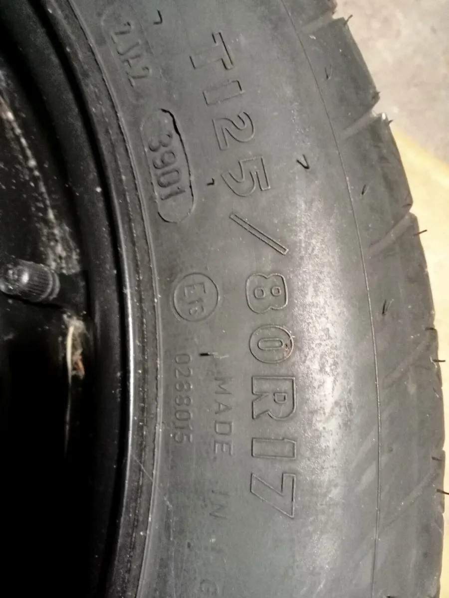 Tyre temporary R17 - Image 3