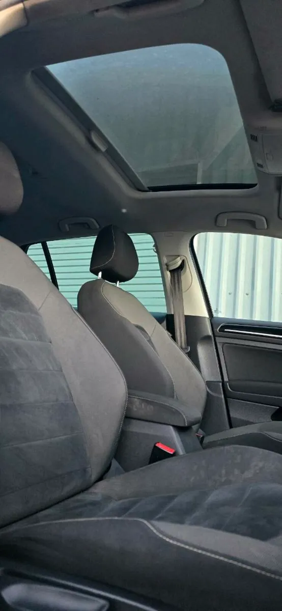 171 VW GOLF - Image 2