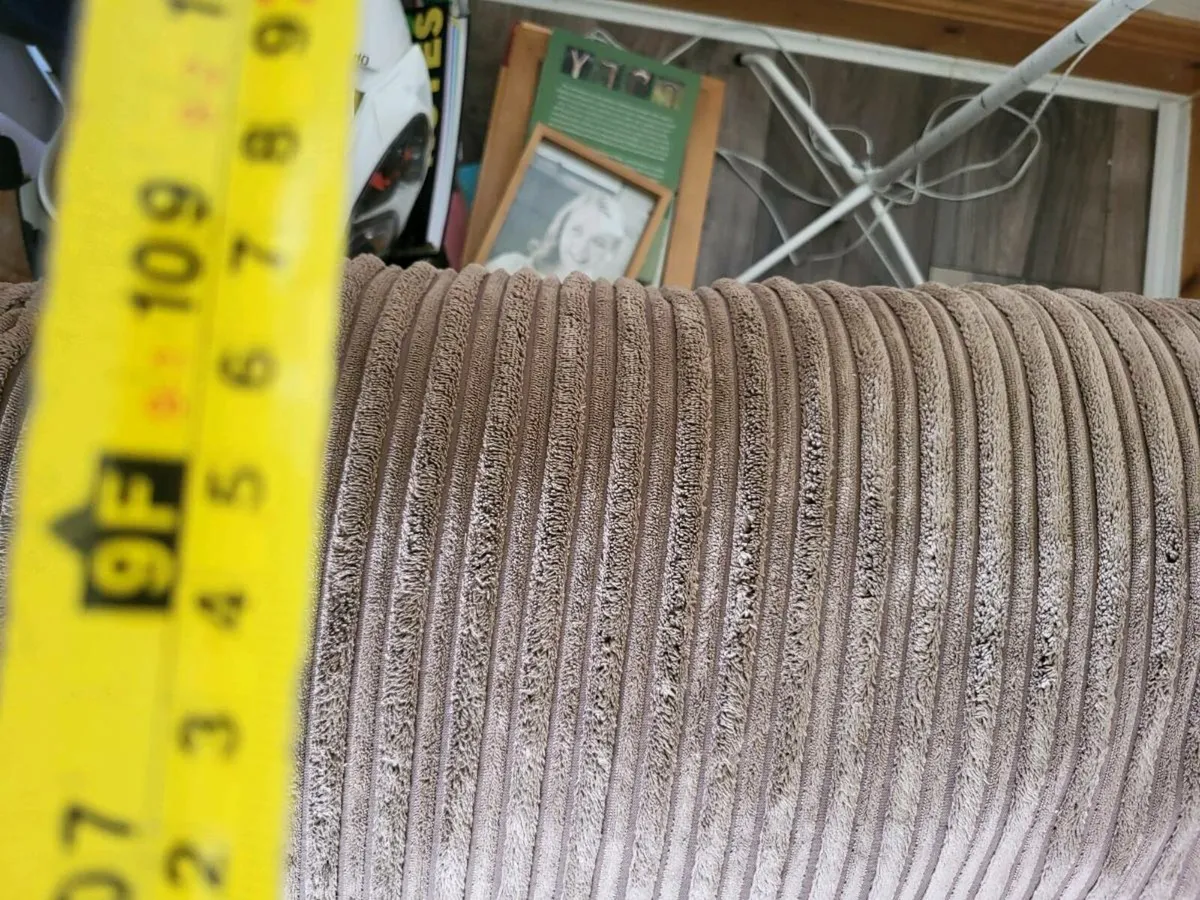 Corner couch - Image 4