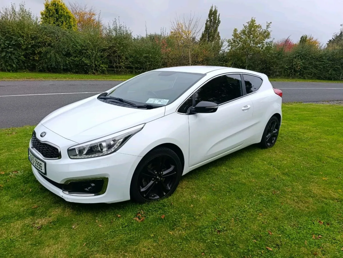 2016 Kia proceed - Image 3